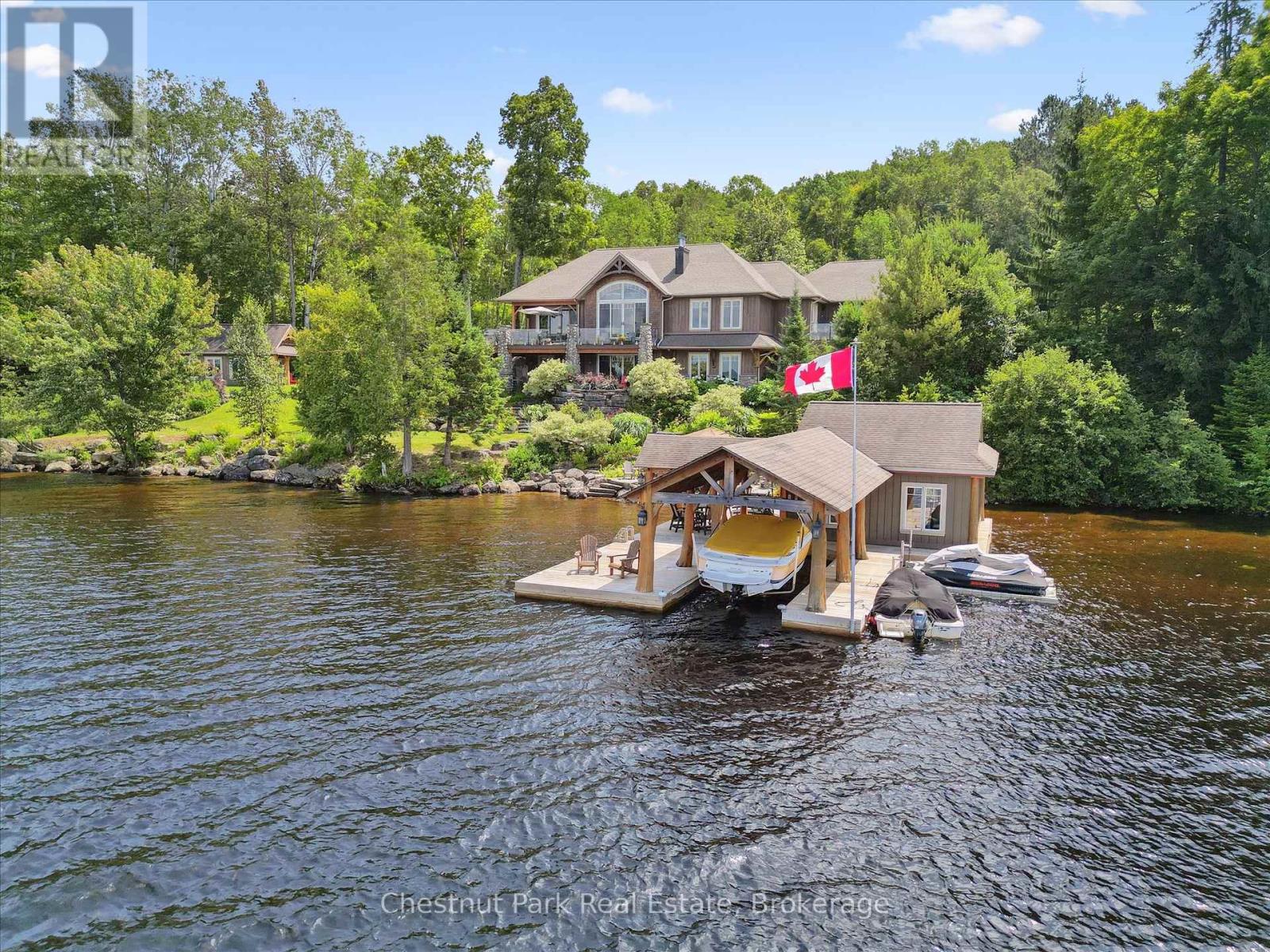 904 ASPDIN ROAD, Huntsville, Ontario