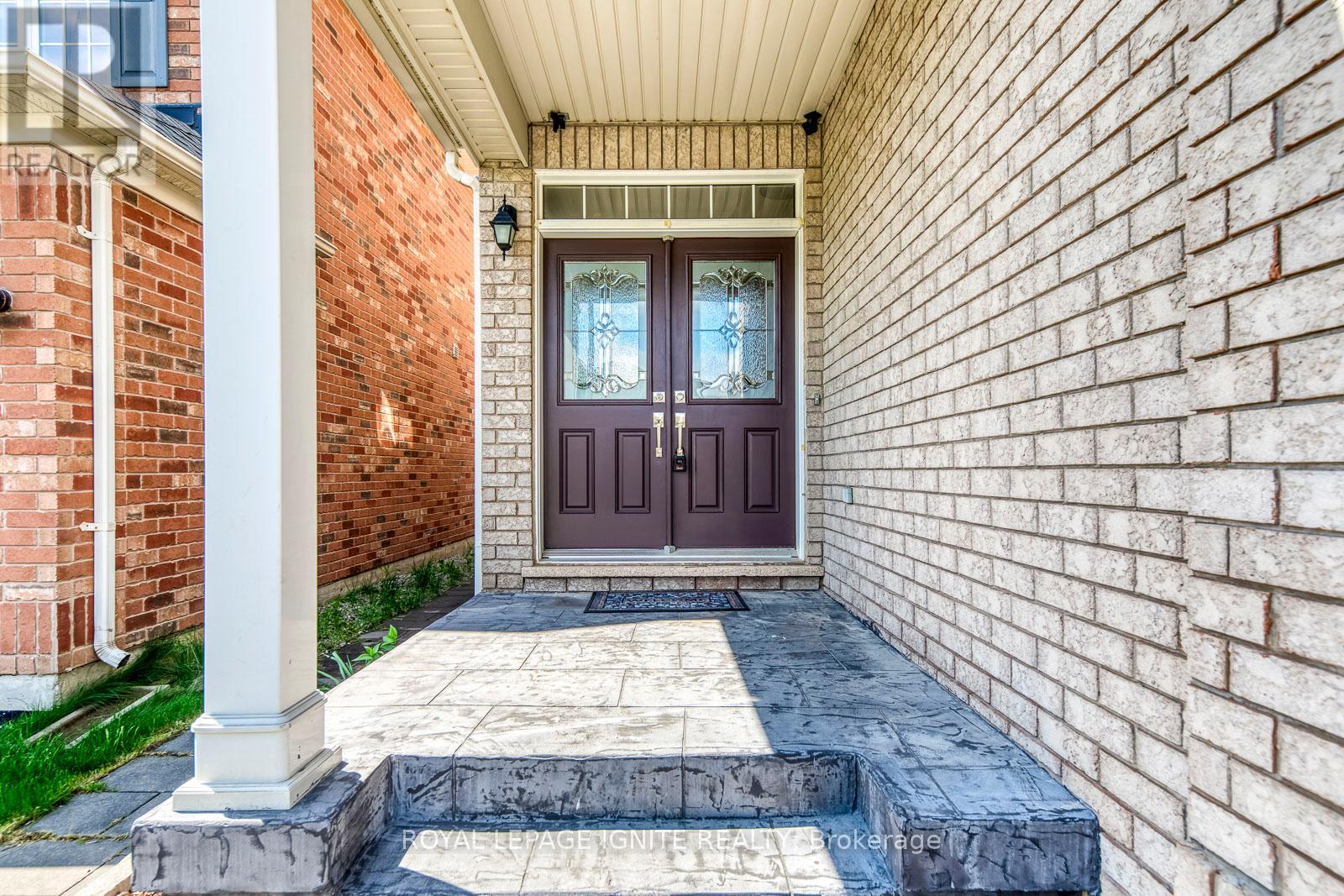 928 Philbrook Drive, Milton, Ontario  L9T 0L3 - Photo 3 - W13412406