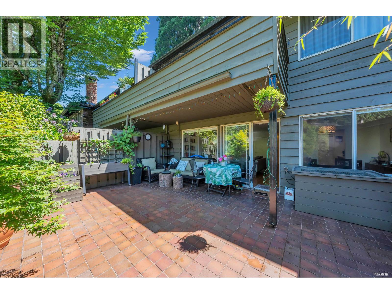 207 235 Keith Road, West Vancouver, British Columbia  V7T 1L5 - Photo 11 - R3131545