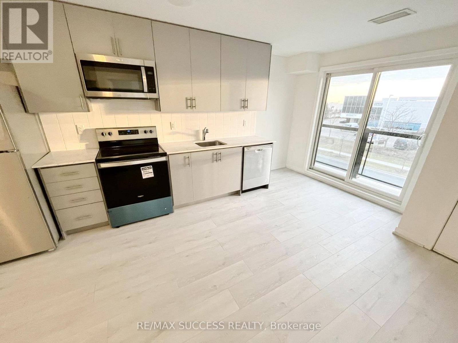 315 - 3401 Ridgeway Drive, Mississauga, Ontario  L5L 5T3 - Photo 4 - W13412428