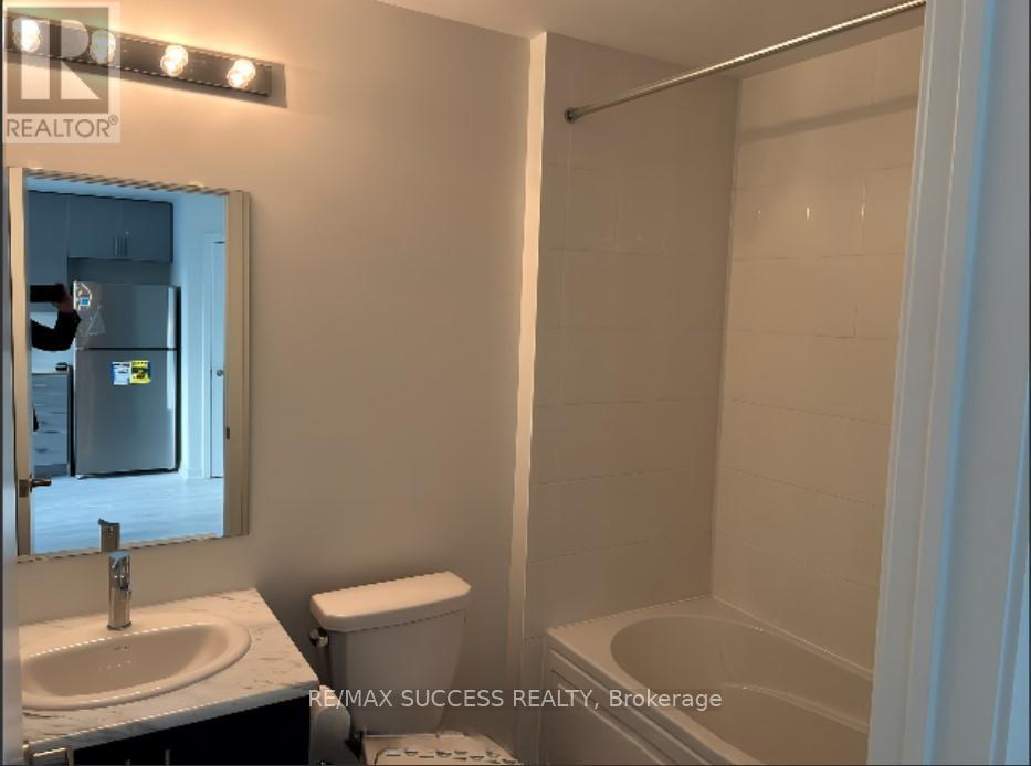 315 - 3401 Ridgeway Drive, Mississauga, Ontario  L5L 5T3 - Photo 8 - W13412428