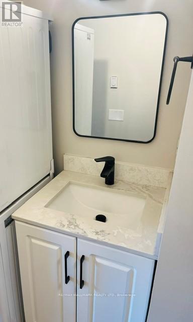 3 - 2961 Lakeshore Boulevard W, Toronto, Ontario  M8V 1Y5 - Photo 5 - W13412430