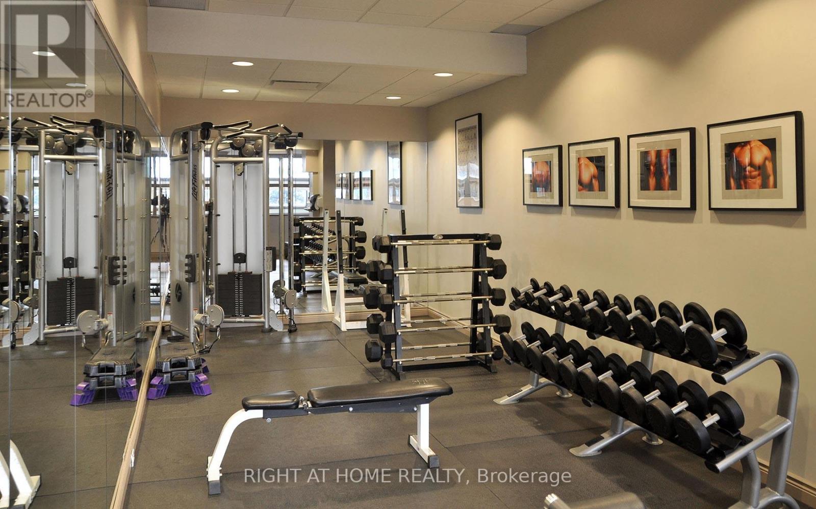 1304 - 65 Harbour Square, Toronto, Ontario  M5J 2L4 - Photo 36 - C13412160