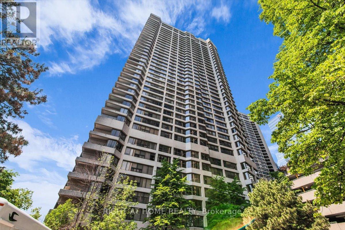 1304 - 65 Harbour Square, Toronto, Ontario  M5J 2L4 - Photo 43 - C13412160