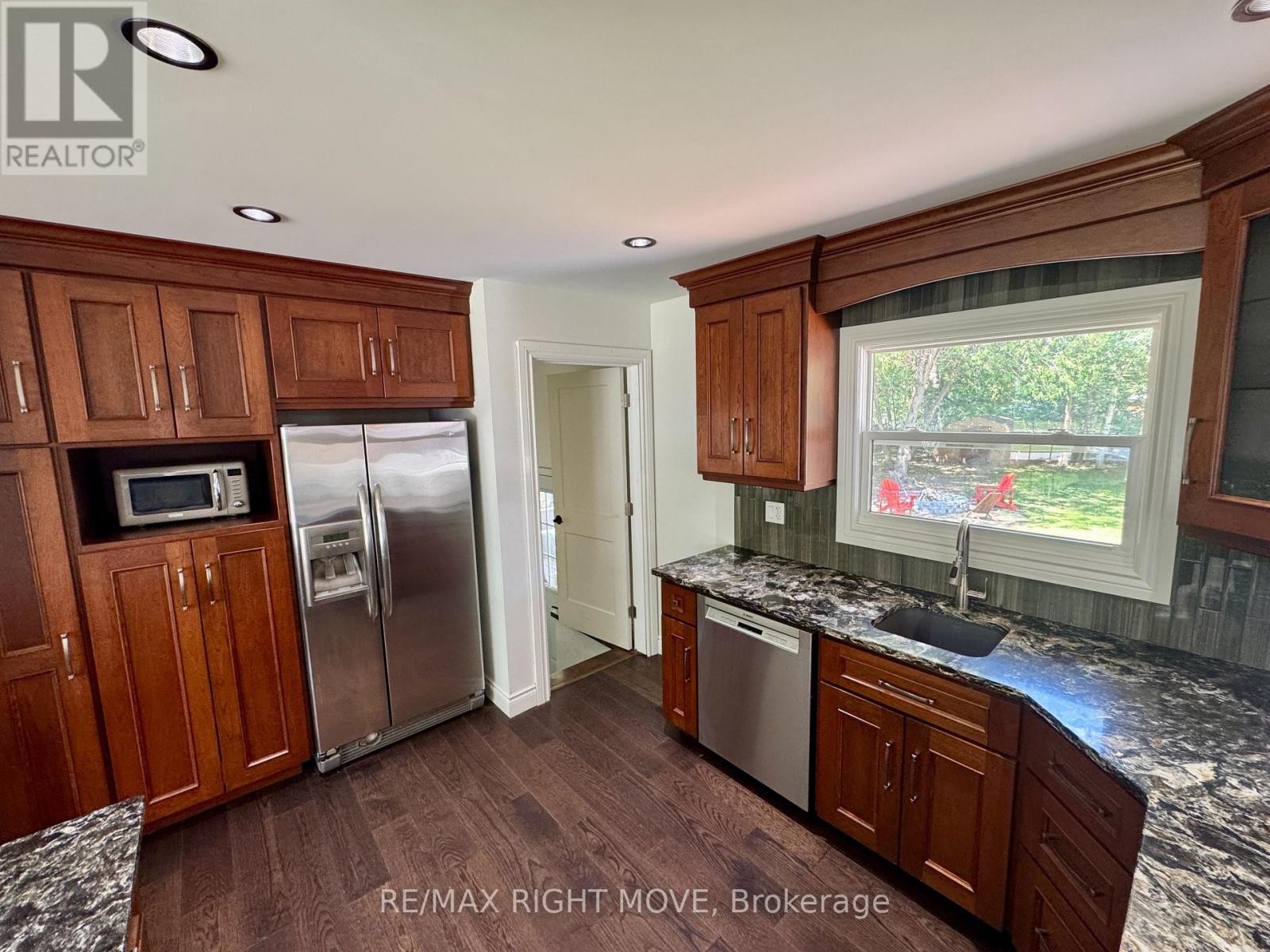 234 Oak Street, Clearview, Ontario  L0M 1S0 - Photo 21 - S13142562