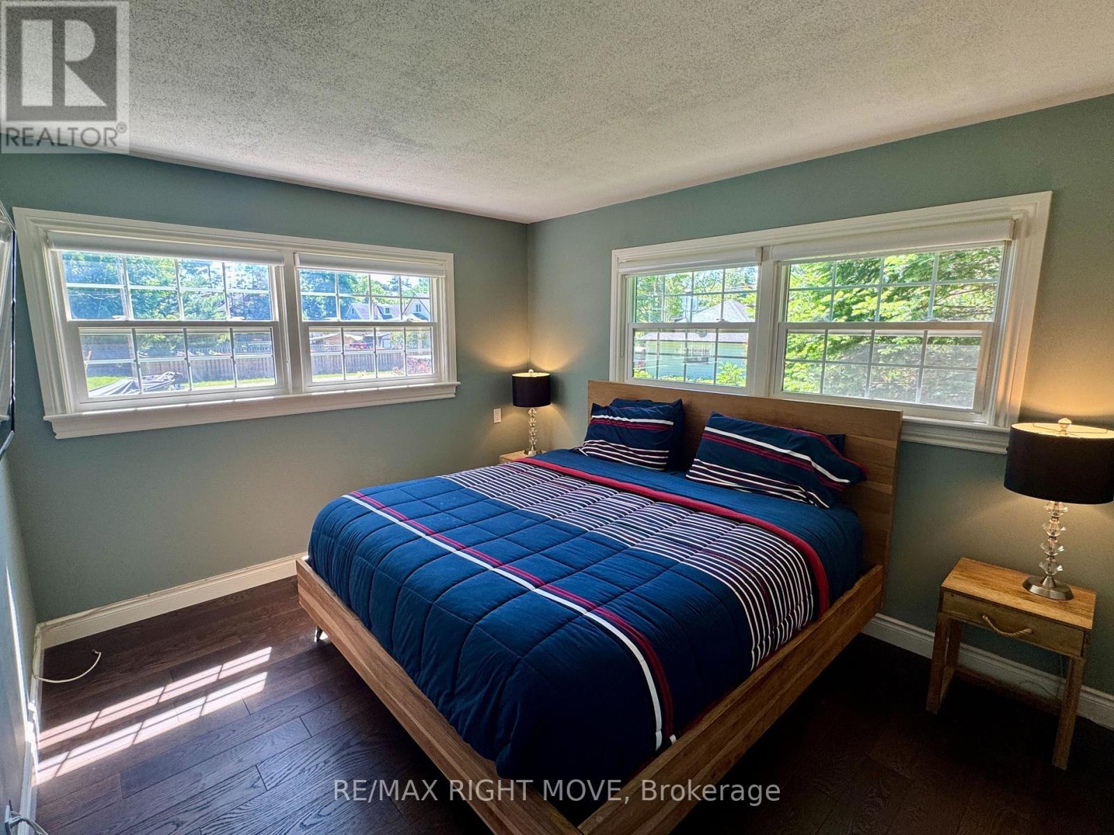 234 Oak Street, Clearview, Ontario  L0M 1S0 - Photo 27 - S13142562
