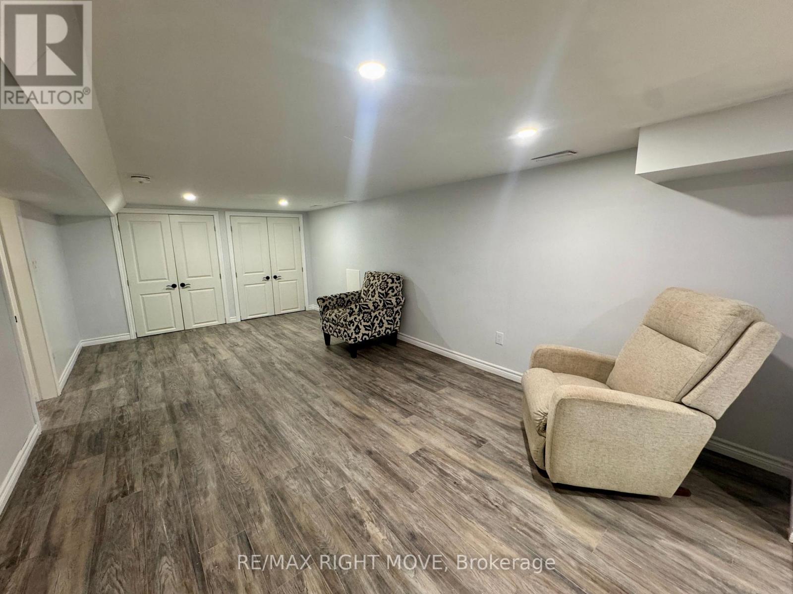 234 Oak Street, Clearview, Ontario  L0M 1S0 - Photo 36 - S13142562