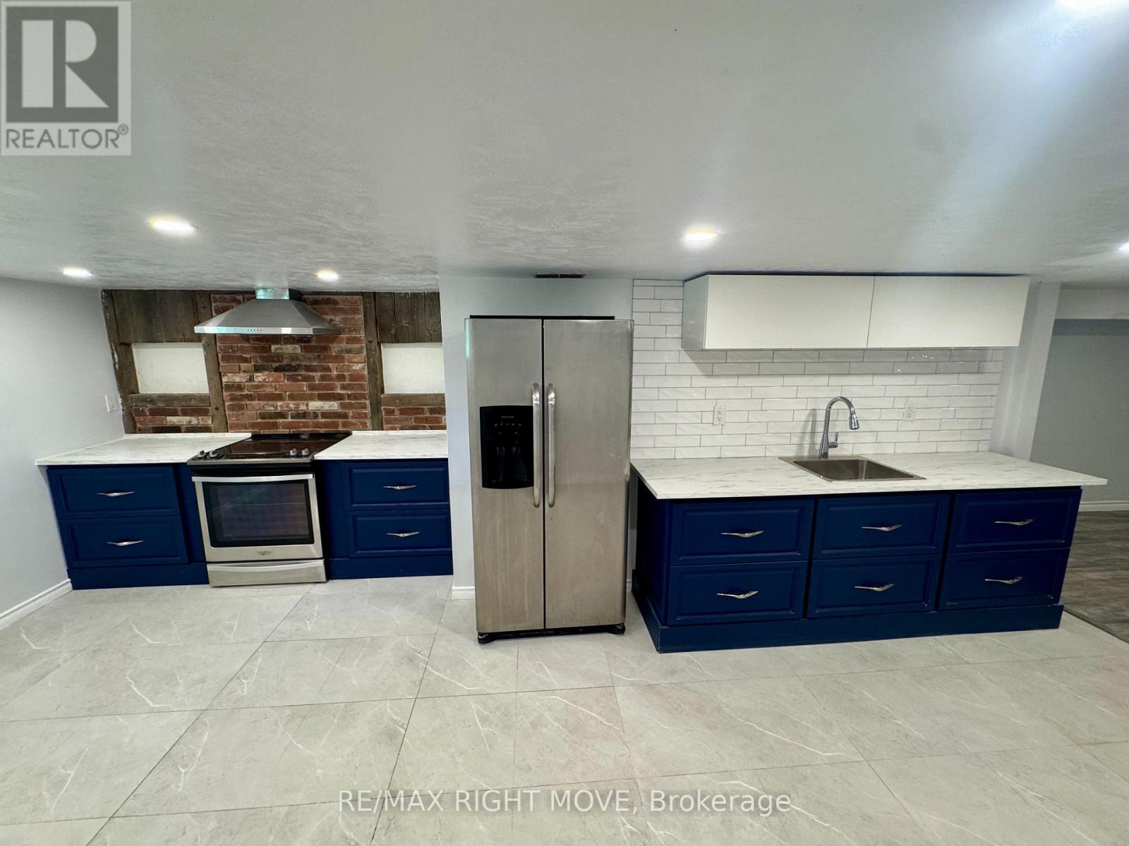 234 Oak Street, Clearview, Ontario  L0M 1S0 - Photo 35 - S13142562