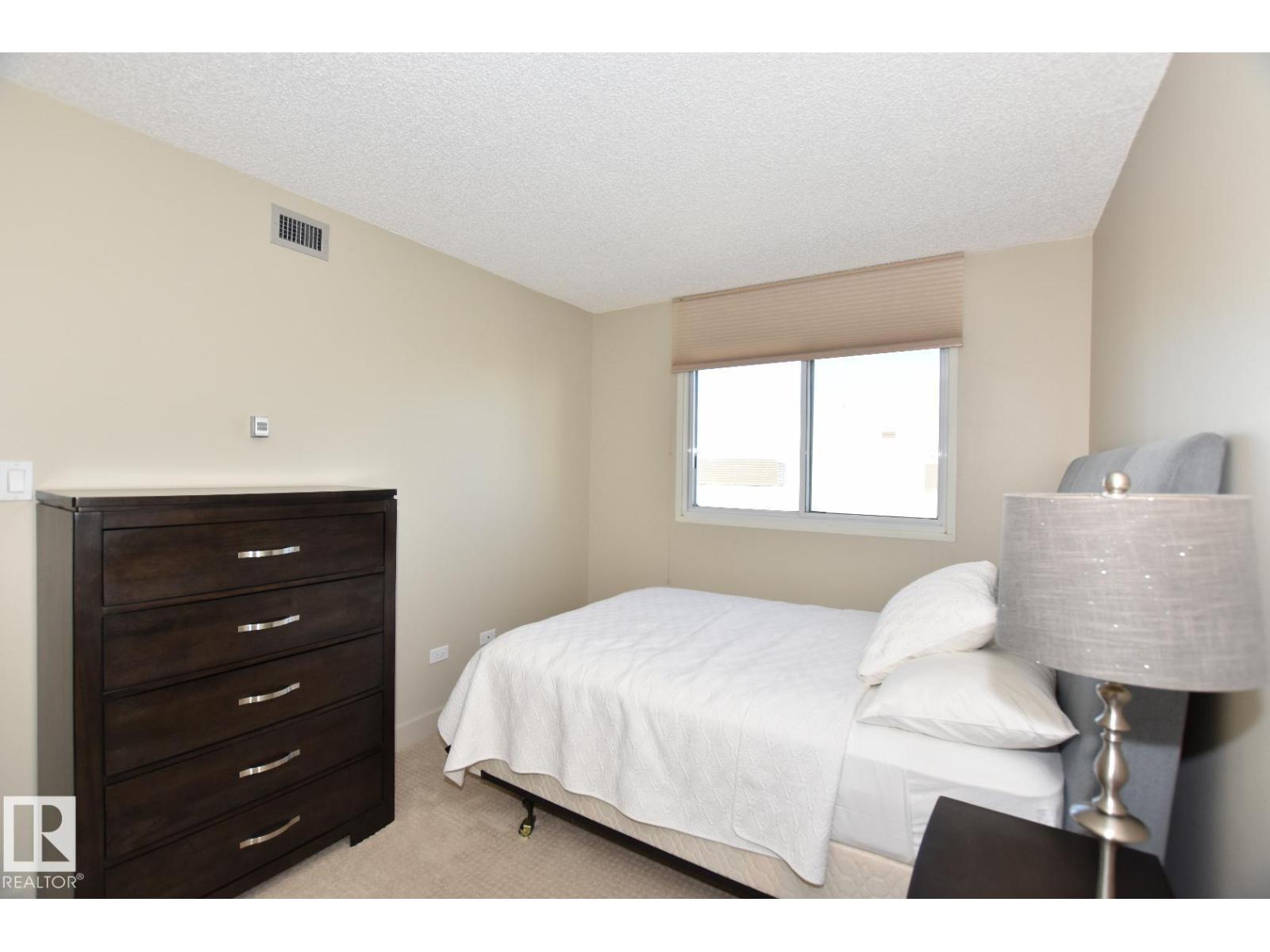 #1805 10011 123 St NW, Edmonton, Alberta  T5M 1M9 - Photo 13 - E4490791