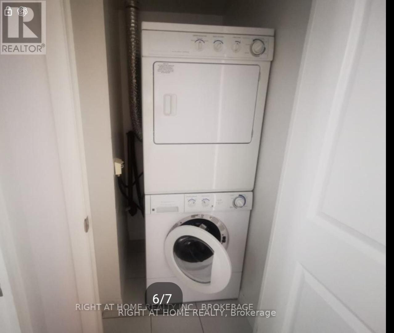 601 - 5793 Yonge St Street, Toronto, Ontario  M2M 3T9 - Photo 5 - C13412438