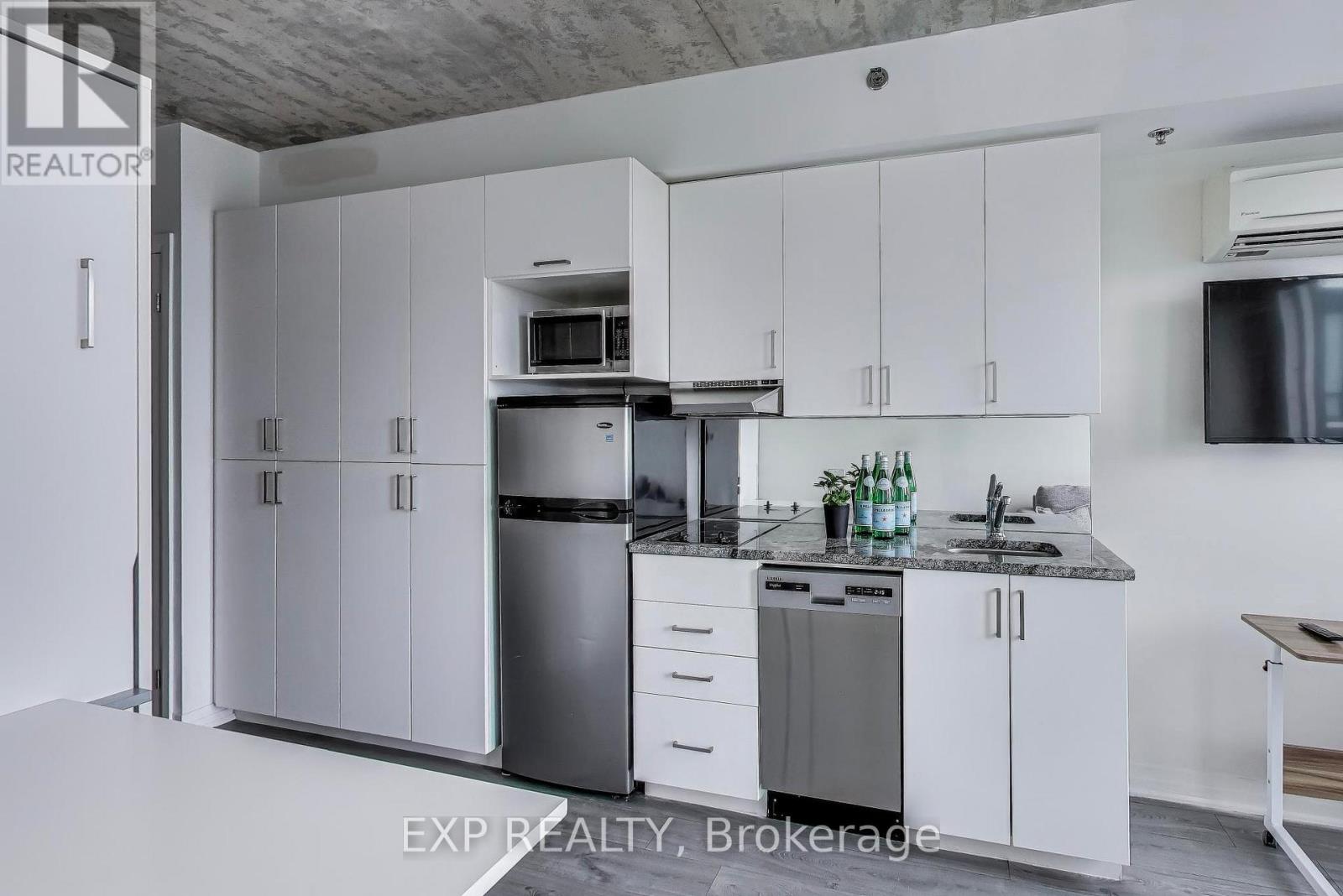 739 - 1900 Simcoe Street N, Oshawa, Ontario  L1G 0C1 - Photo 2 - E13412436