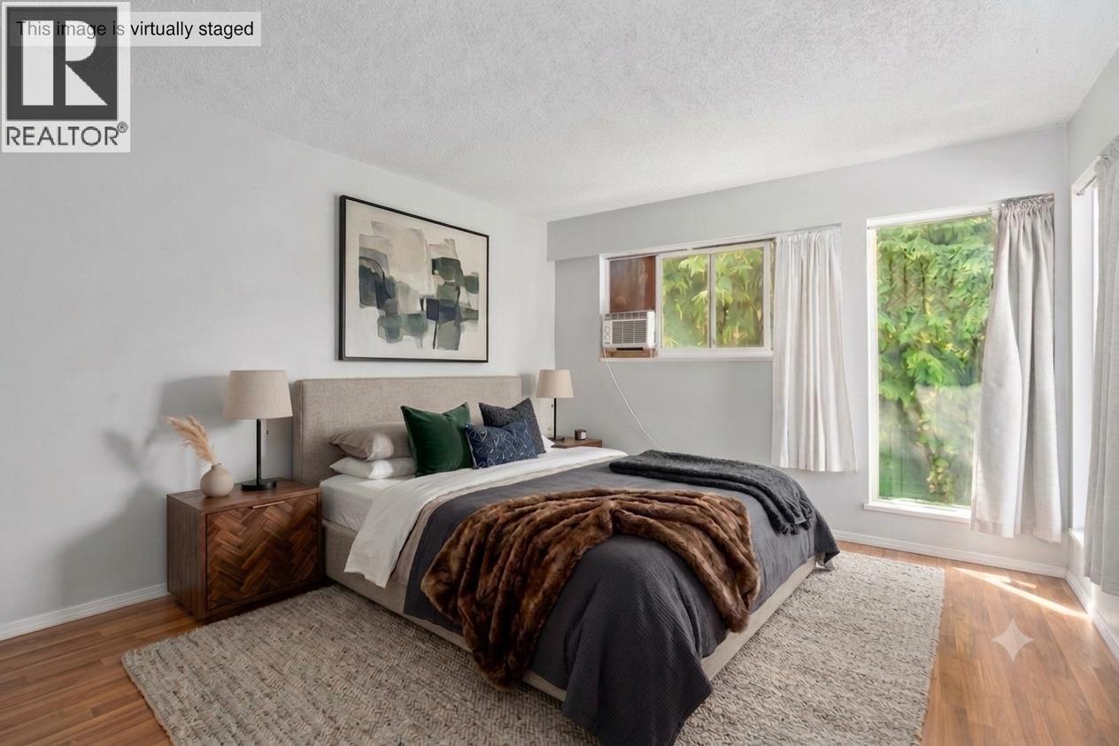881 Pinebrook Place, Coquitlam, British Columbia  V3C 4C1 - Photo 4 - R3121431