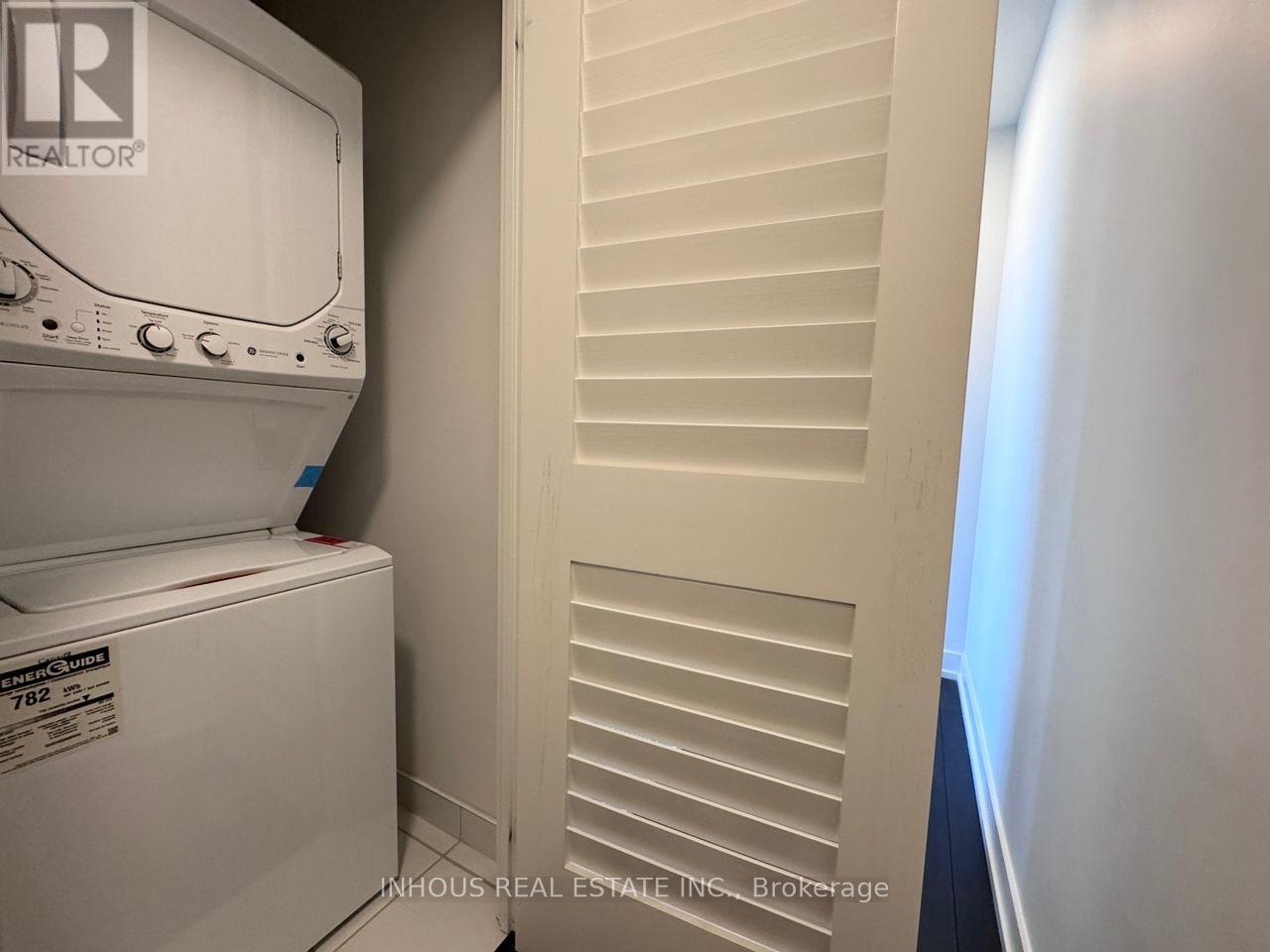 909 - 215 Veterans Drive, Brampton, Ontario  L7A 5L6 - Photo 11 - W13412440