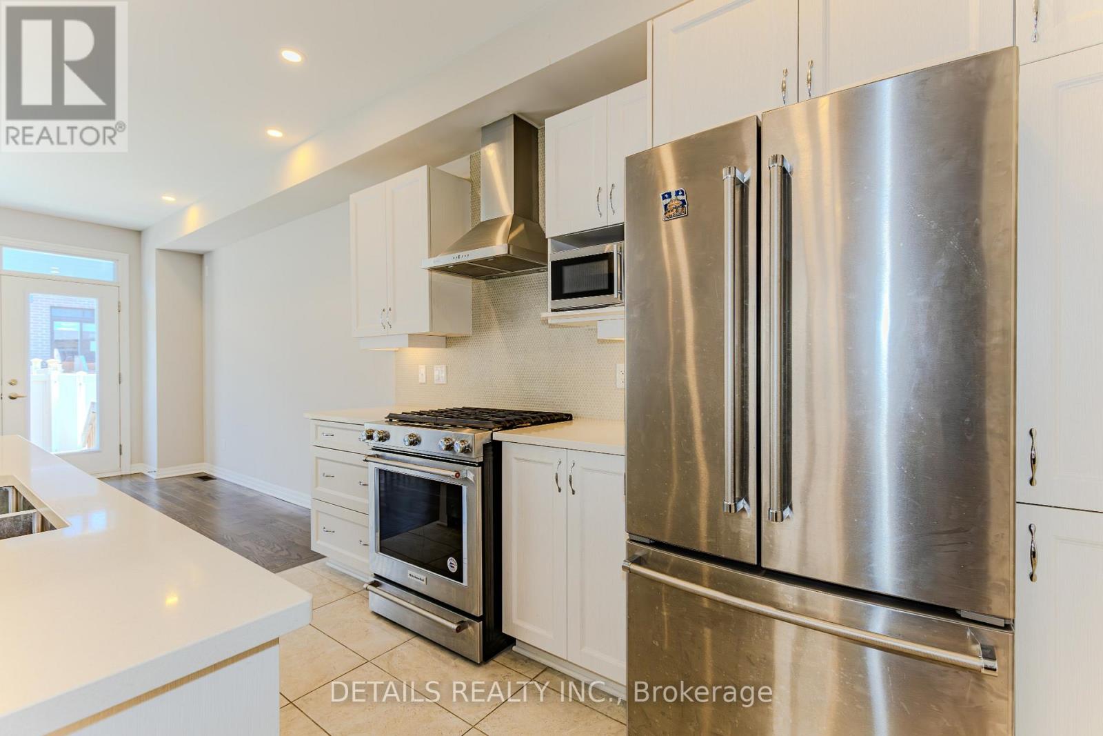 276 Avro Circle, Ottawa, Ontario  K1K 3X8 - Photo 8 - X13411988