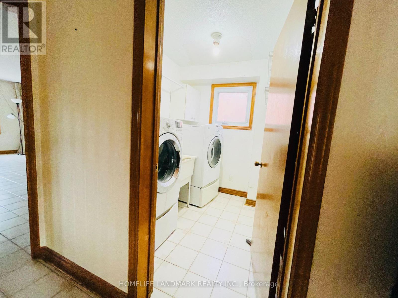 121 Harmonia Crescent, Vaughan, Ontario  L4L 3Y2 - Photo 16 - N13412452