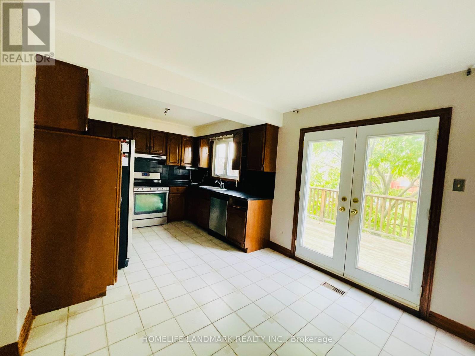 121 Harmonia Crescent, Vaughan, Ontario  L4L 3Y2 - Photo 19 - N13412452
