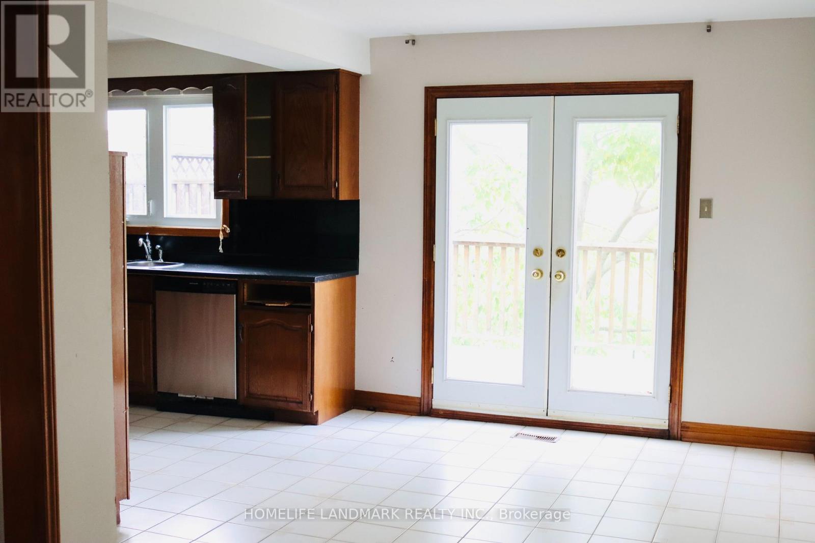 121 Harmonia Crescent, Vaughan, Ontario  L4L 3Y2 - Photo 24 - N13412452