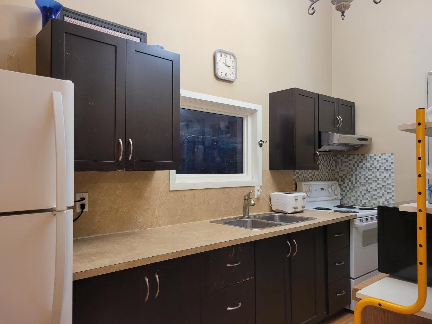 122  Main St, Chauvin, Alberta  T0B 0J3 - Photo 37 - 45027017
