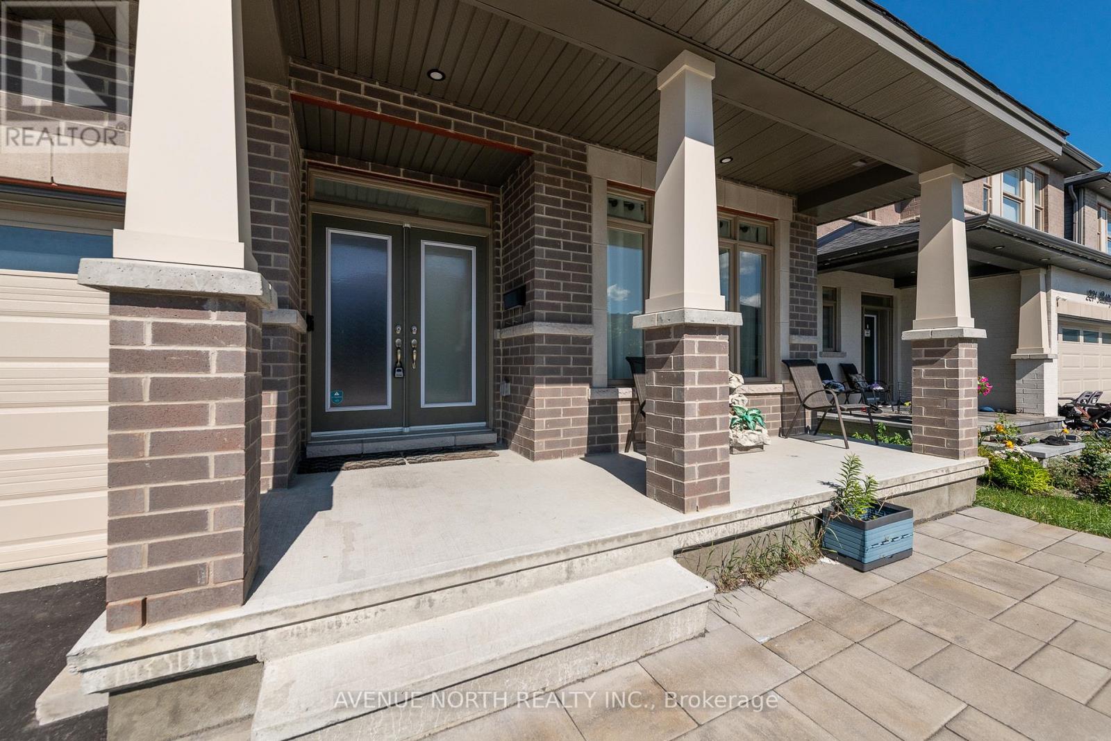 219 Reisling Way, Ottawa, Ontario  K1T 0X1 - Photo 3 - X13412468