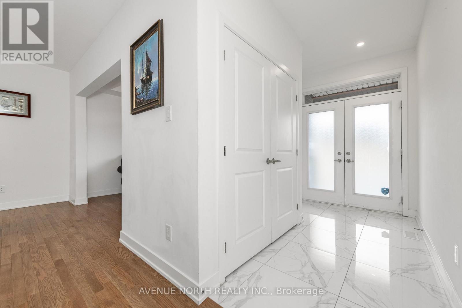219 Reisling Way, Ottawa, Ontario  K1T 0X1 - Photo 4 - X13412468