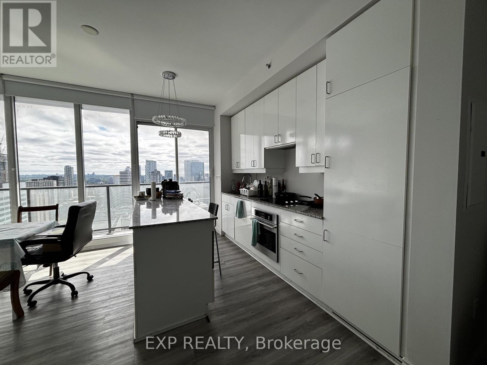 3710 - 426 University Avenue, Toronto, Ontario  M5G 1S9 - Photo 10 - C13412470