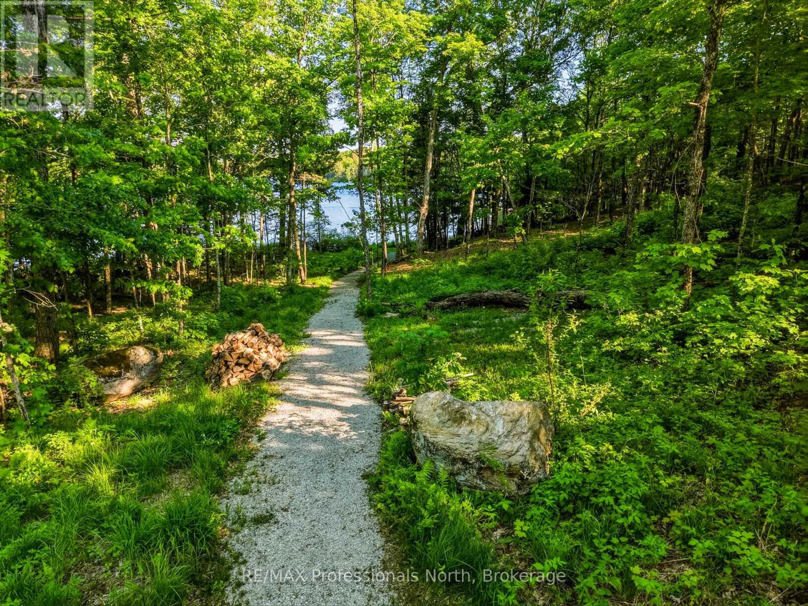 1011 Old Cottage Road, Bracebridge, Ontario  P1L 1X3 - Photo 38 - X13101120