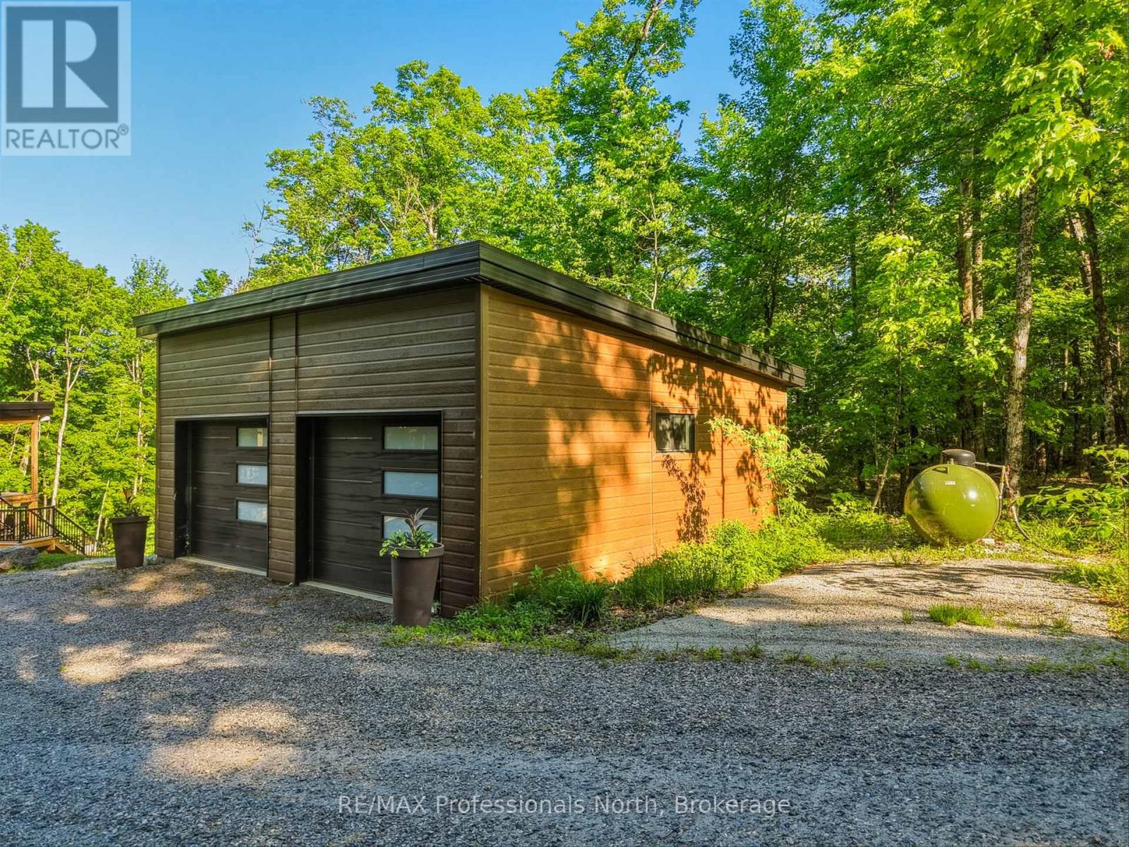 1011 Old Cottage Road, Bracebridge, Ontario  P1L 1X3 - Photo 5 - X13101120