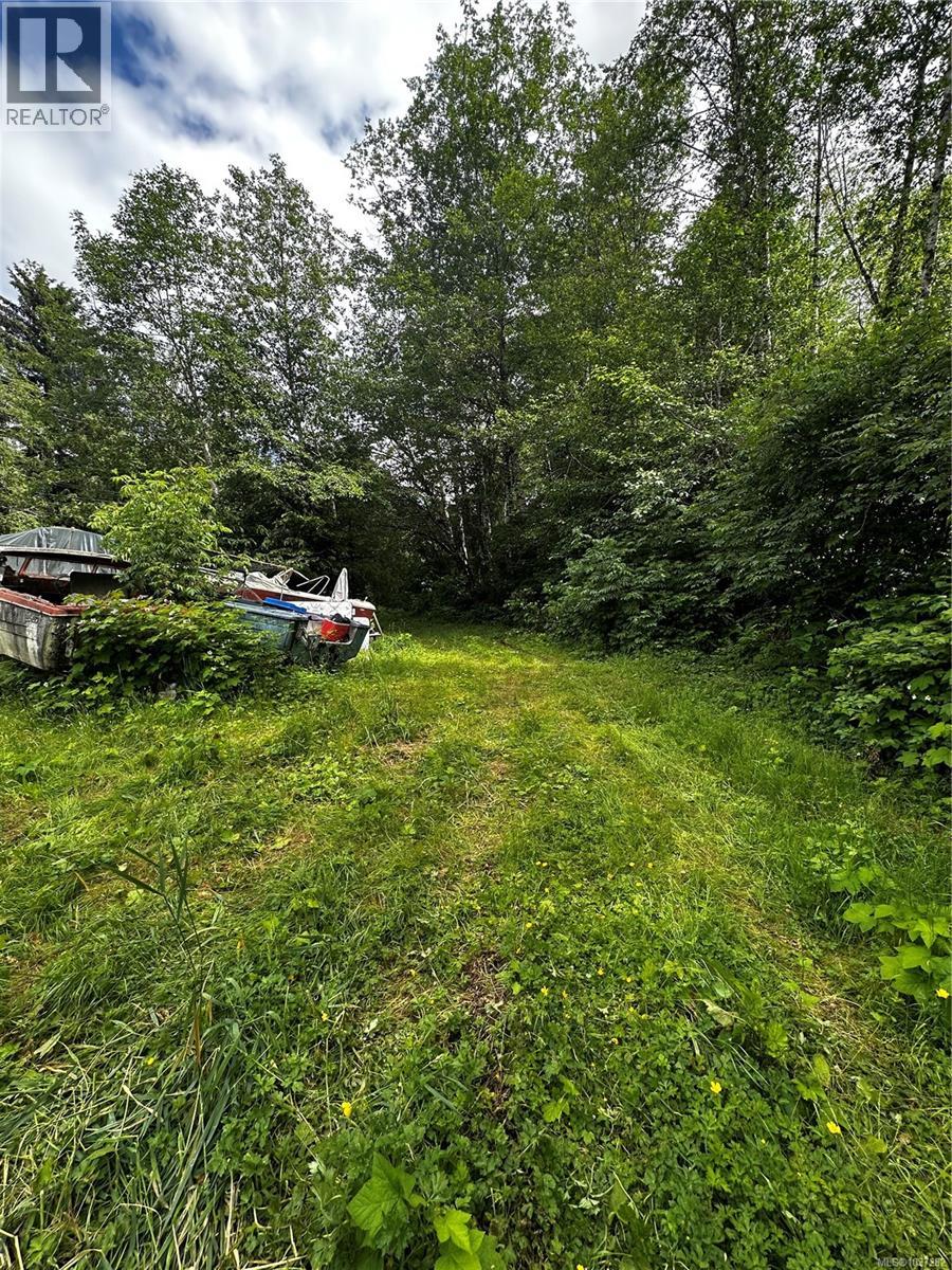 709 Sayward Rd, Sayward, British Columbia  V0P 1R0 - Photo 14 - 1037282