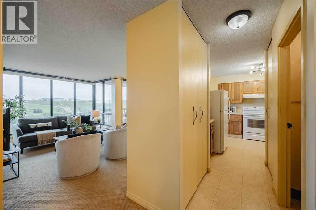 1003, 80 Point Mckay Crescent NW, Calgary, Alberta  T3B 4W4 - Photo 9 - A2317792