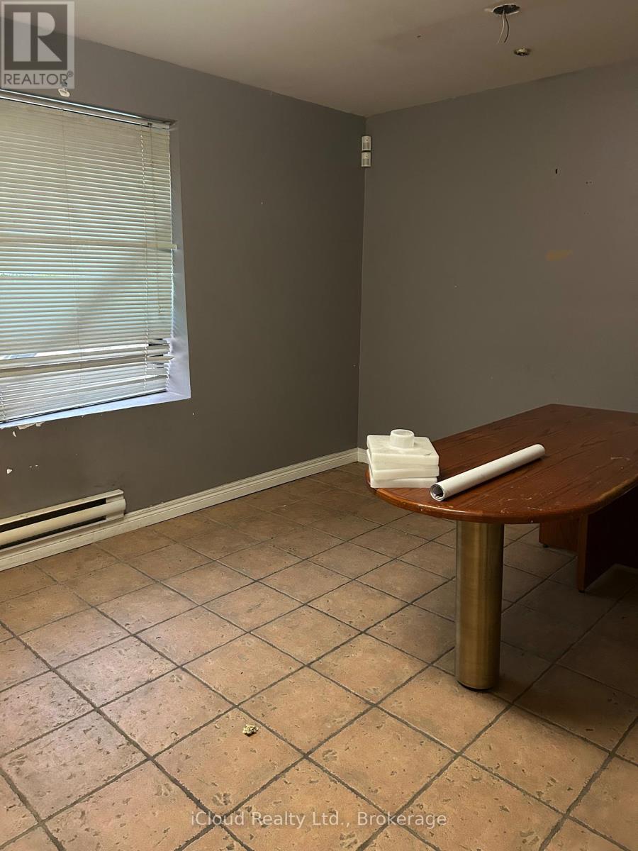 3 - 101 West Drive, Brampton, Ontario  L6T 2J6 - Photo 7 - W13117506