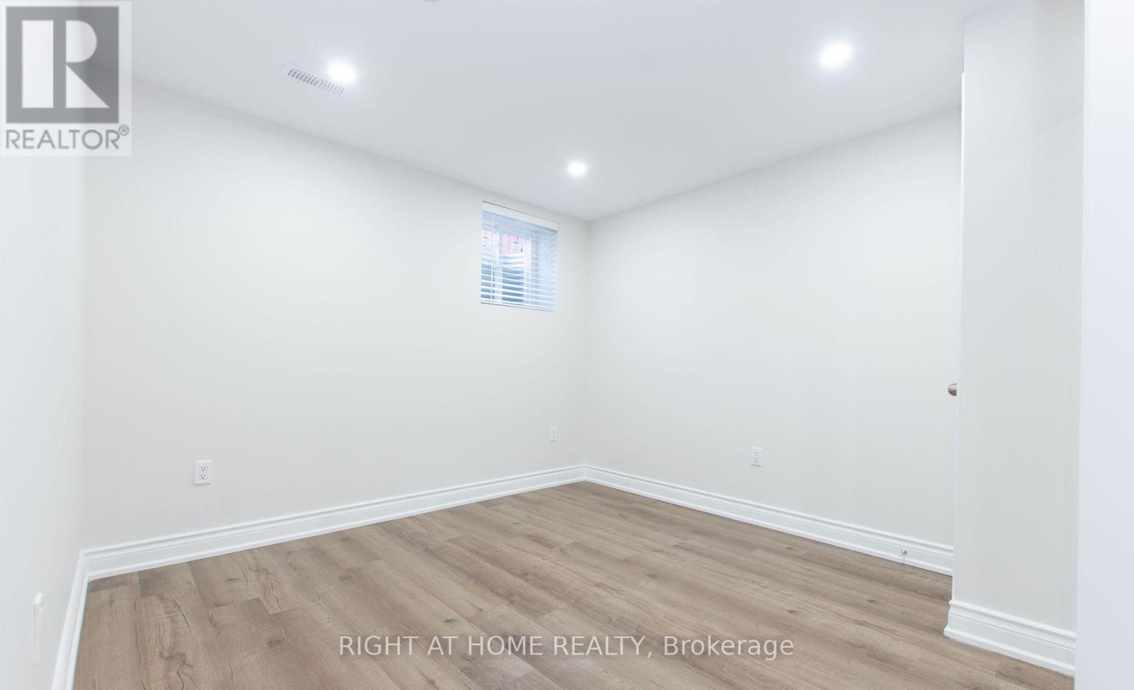Bsmt - 1112 Solomon Court, Milton, Ontario  L9T 8H1 - Photo 10 - W13412484