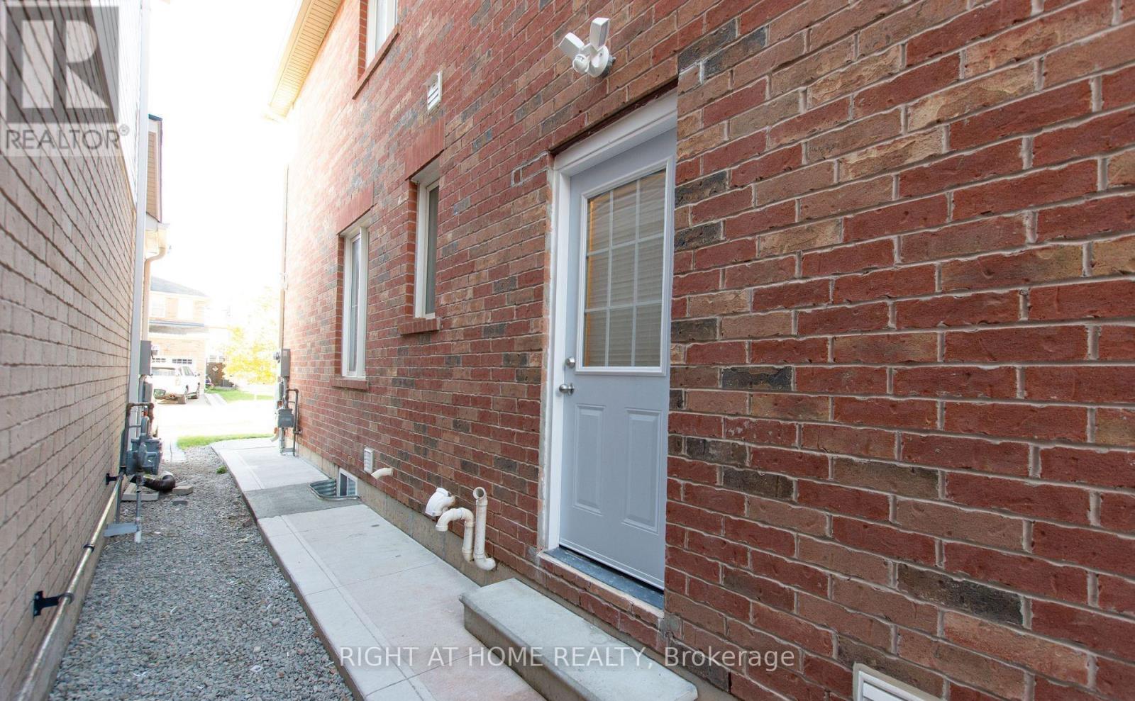 Bsmt - 1112 Solomon Court, Milton, Ontario  L9T 8H1 - Photo 2 - W13412484