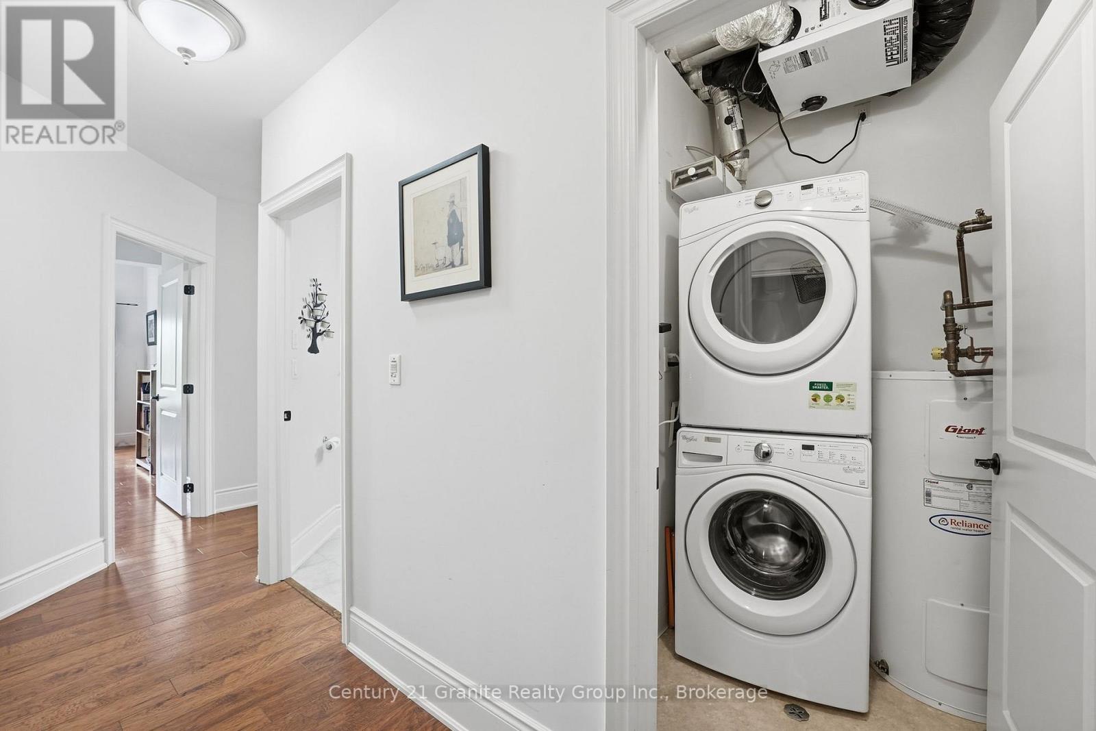 303 - 9 Newcastle Street, Minden Hills, Ontario  K0M 2K0 - Photo 4 - X13249604