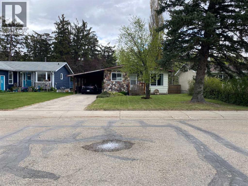 5709 53 Streetclose, Rocky Mountain House, Alberta  T4T 1M6 - Photo 1 - A2316548