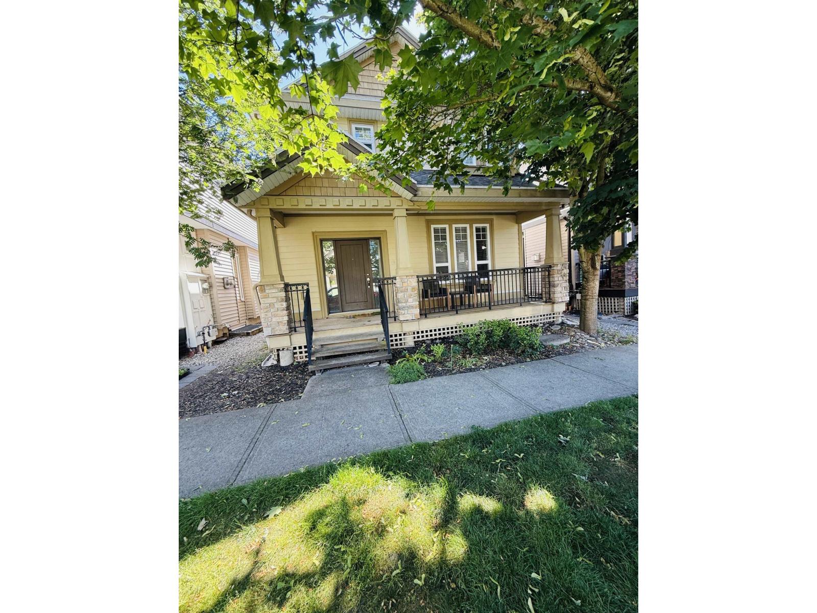 Main floor 7111 194B STREET
