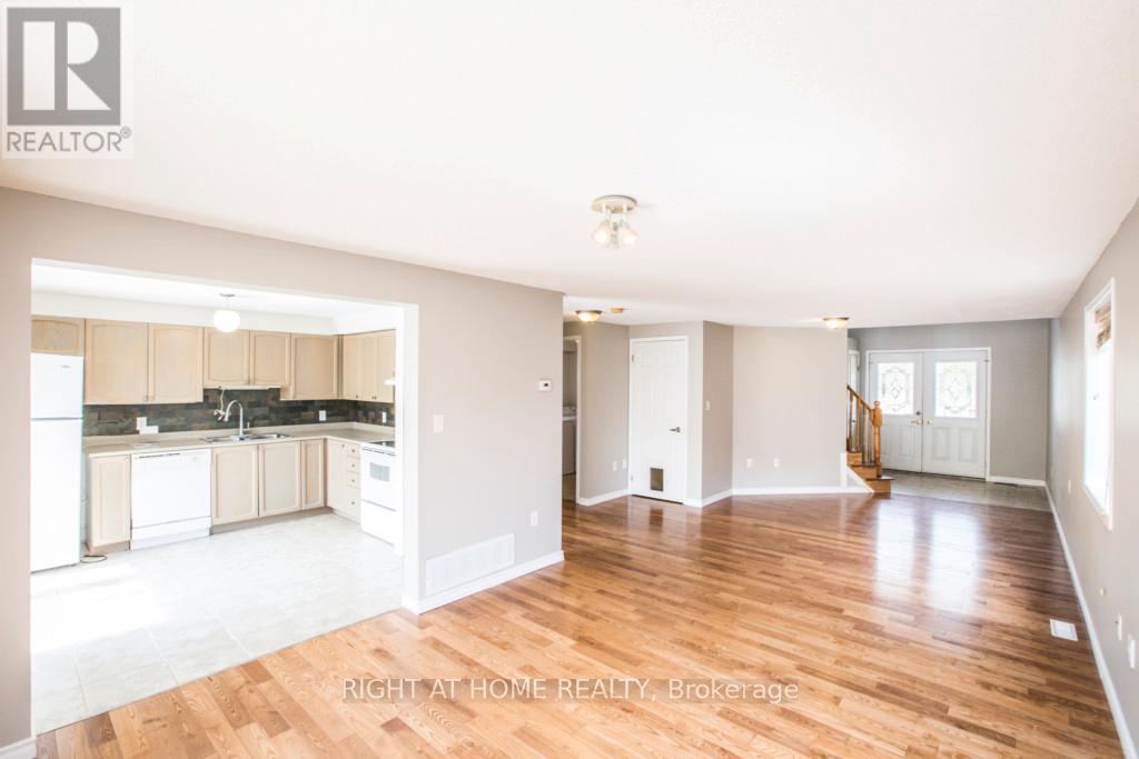 11 Butternut Drive, Barrie (Holly), Ontario  L4N 0E1 - Photo 12 - S13412498