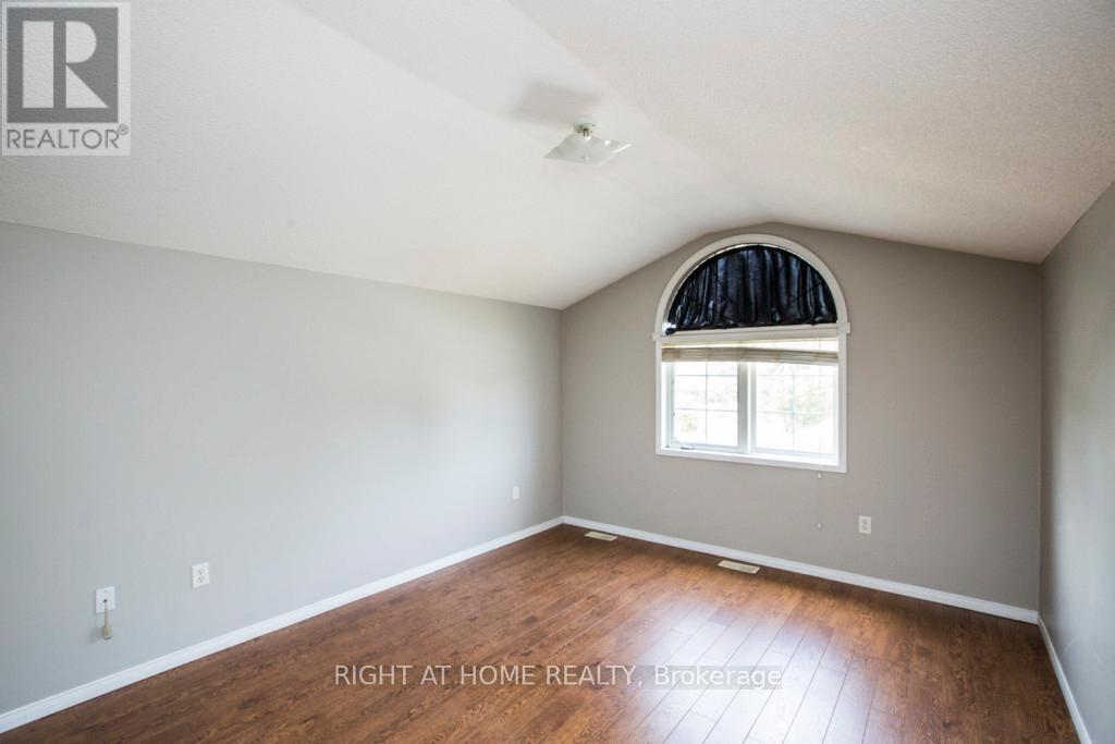 11 Butternut Drive, Barrie (Holly), Ontario  L4N 0E1 - Photo 21 - S13412498