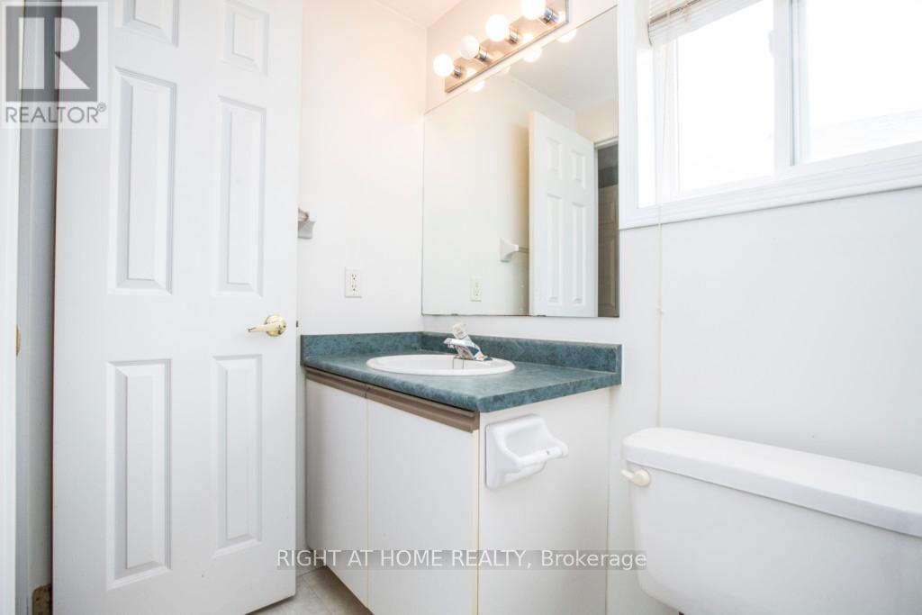 11 Butternut Drive, Barrie (Holly), Ontario  L4N 0E1 - Photo 27 - S13412498