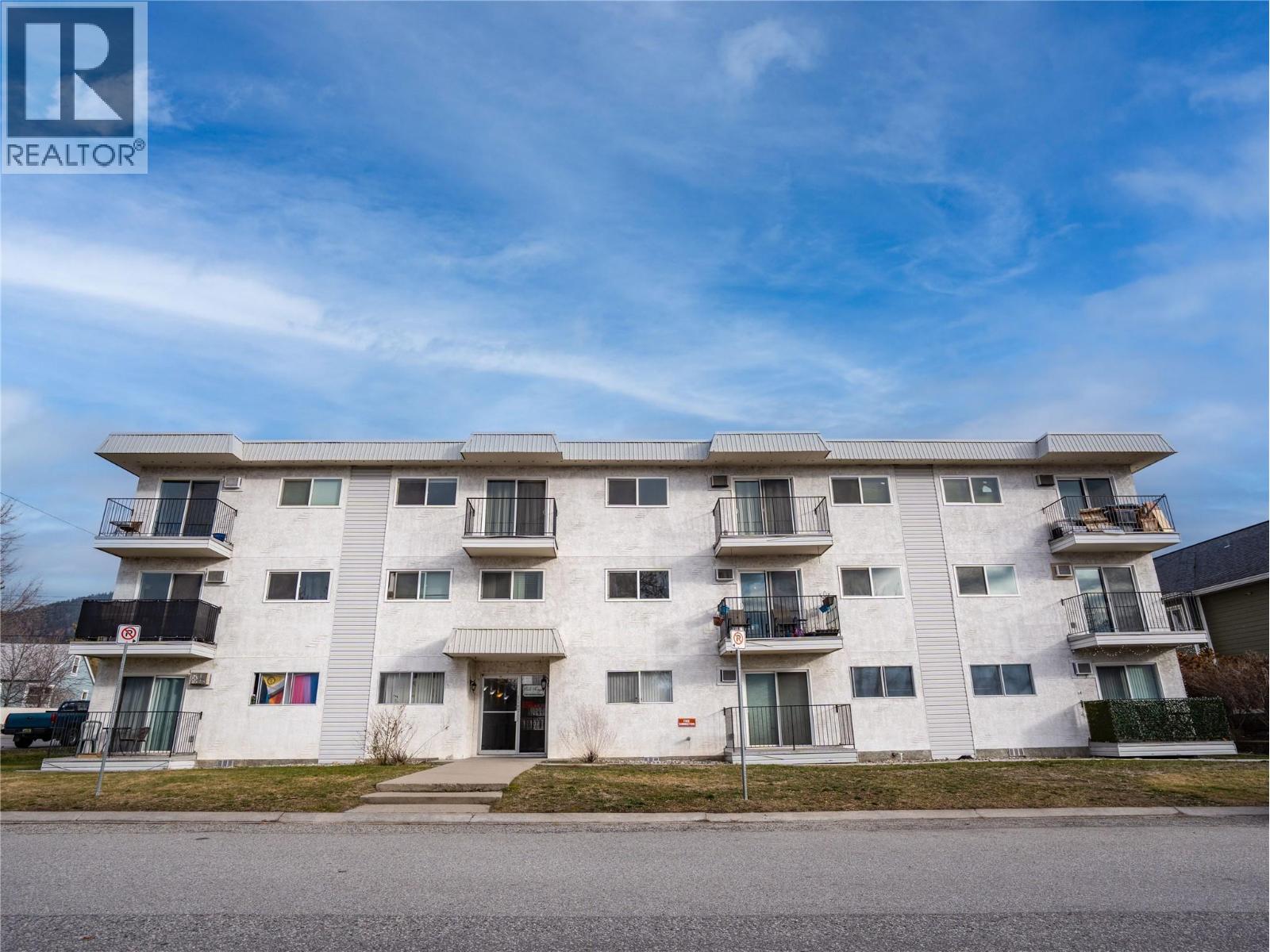 1300 CHURCH ST Street Unit# 102, Penticton, British Columbia
