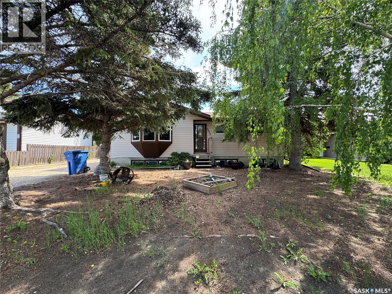 2472 Ross CRESCENT, North Battleford, Saskatchewan