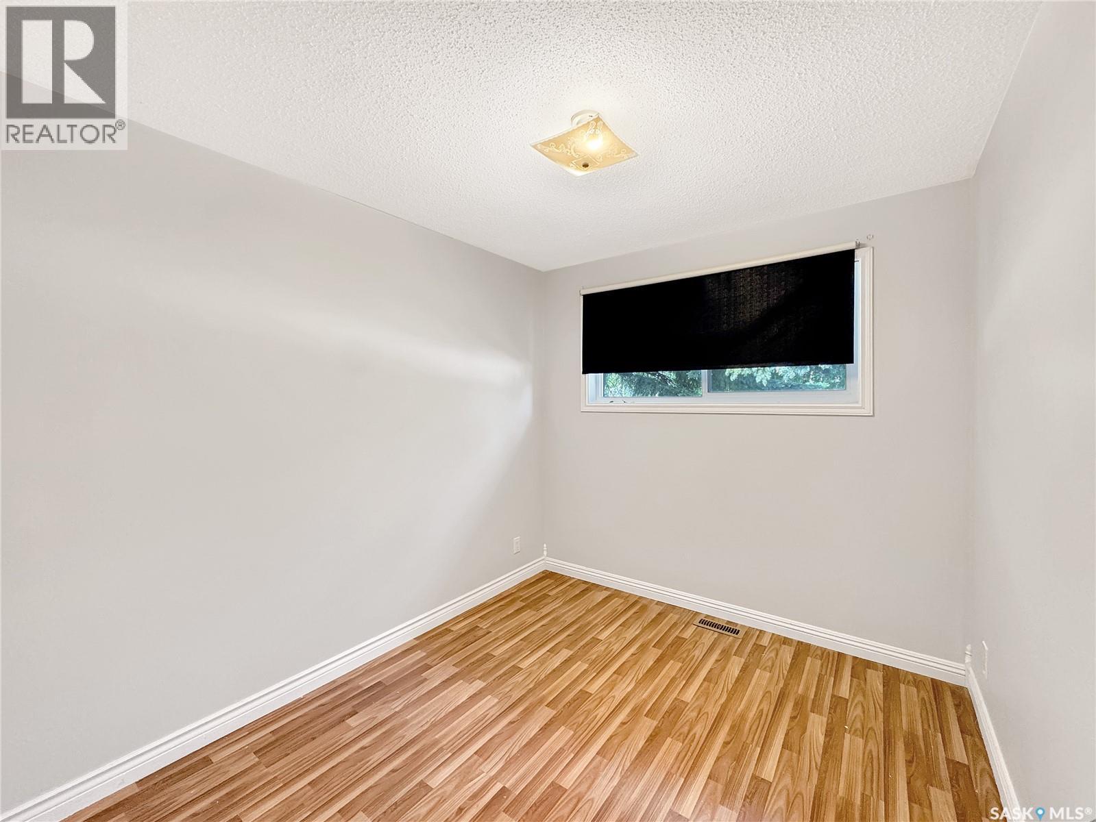 2472 Ross Crescent, North Battleford, Saskatchewan  S9A 3R3 - Photo 12 - SK038493