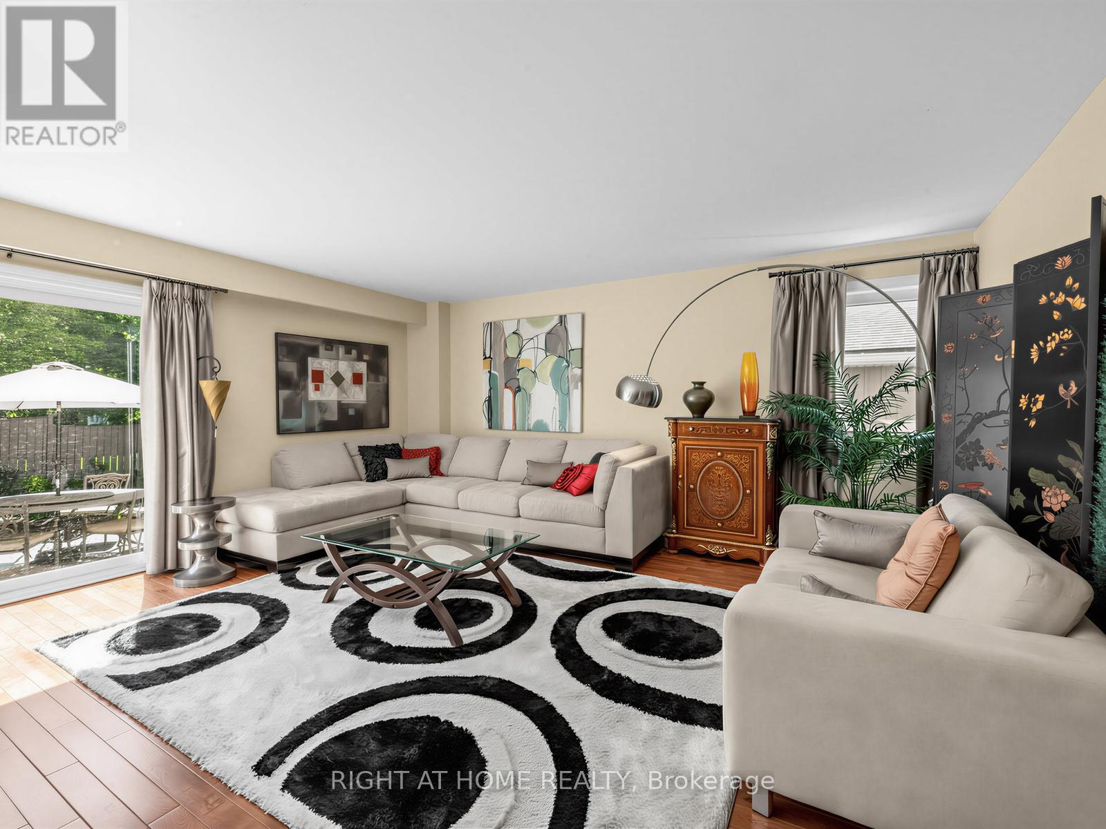 2980 Folkway Drive, Mississauga, Ontario  L5L 1Z6 - Photo 11 - W13412496