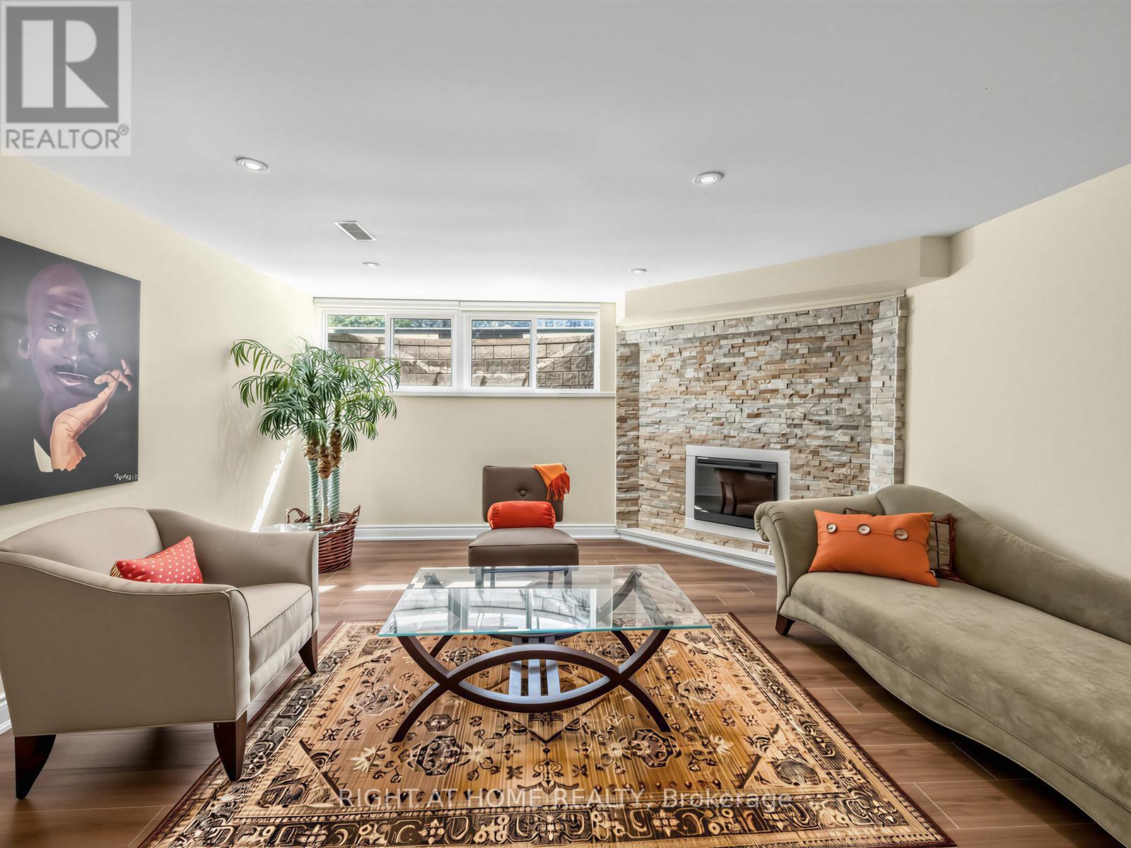 2980 Folkway Drive, Mississauga, Ontario  L5L 1Z6 - Photo 30 - W13412496