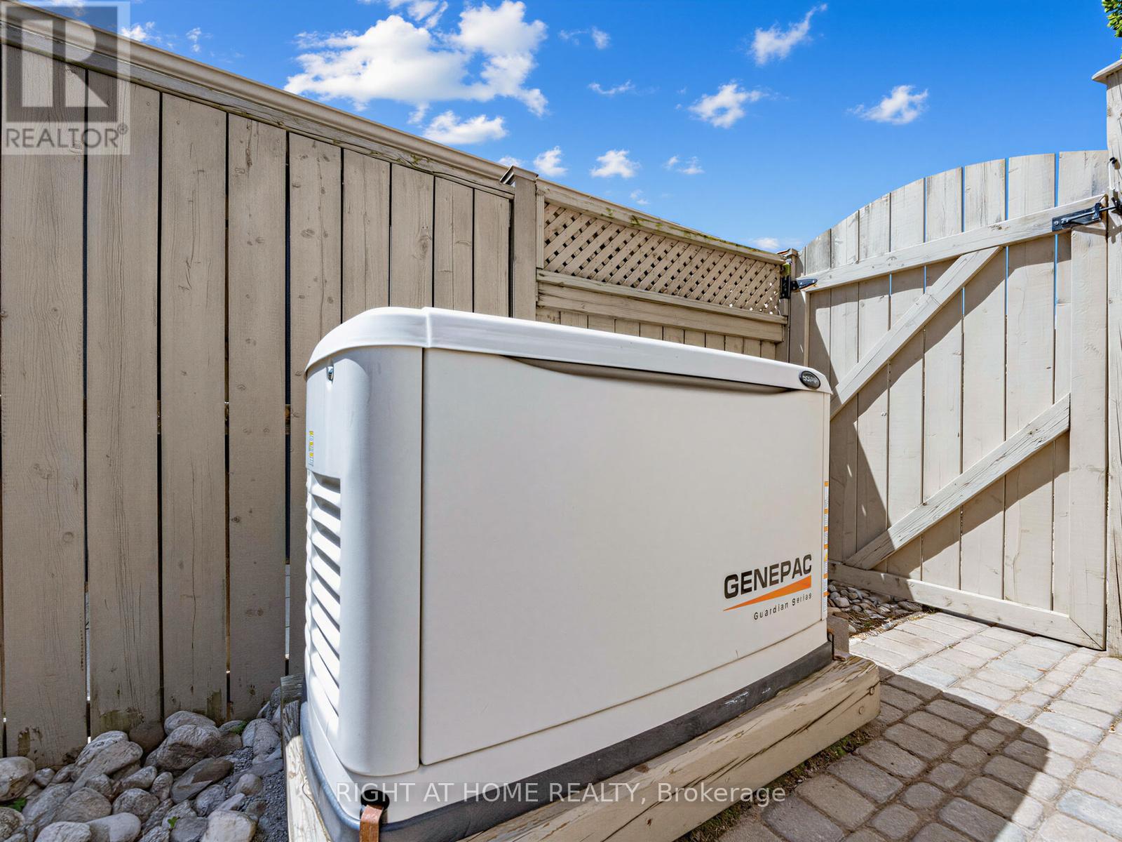 2980 Folkway Drive, Mississauga, Ontario  L5L 1Z6 - Photo 38 - W13412496