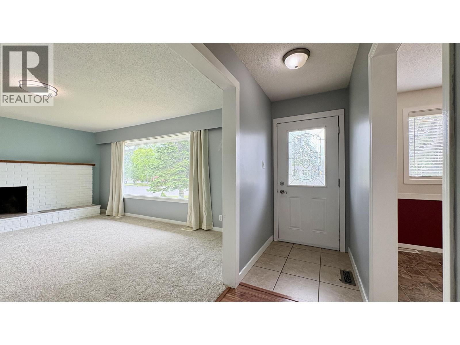 322 Pioneer Avenue, Prince George, British Columbia  V2M 4M2 - Photo 3 - R3133148