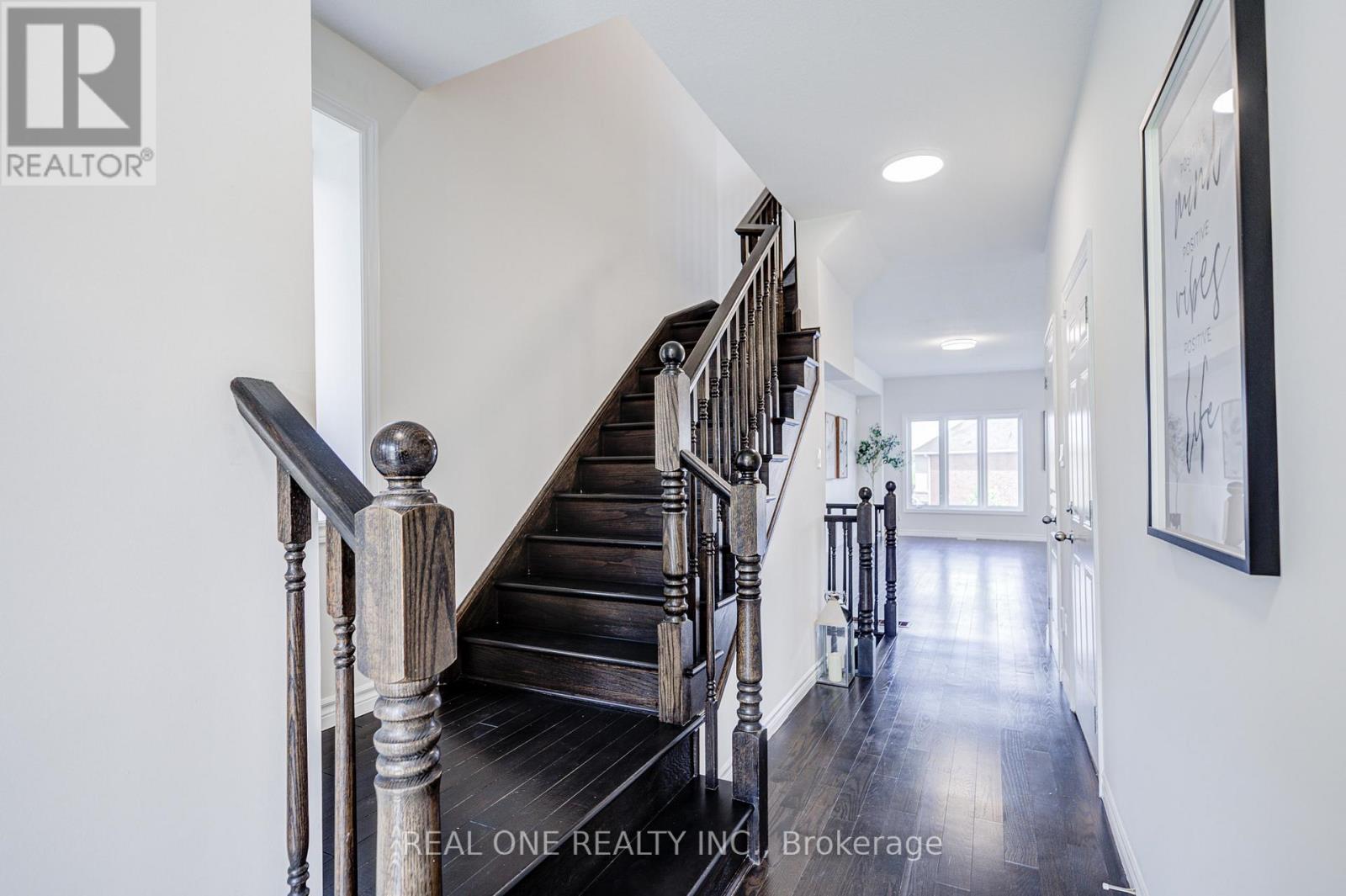 76 Vinton Road, Hamilton, Ontario  L9K 0G6 - Photo 2 - X13412502