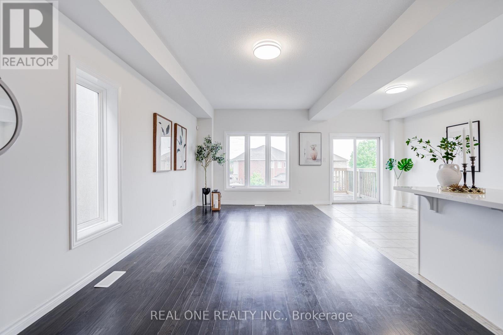 76 Vinton Road, Hamilton, Ontario  L9K 0G6 - Photo 4 - X13412502