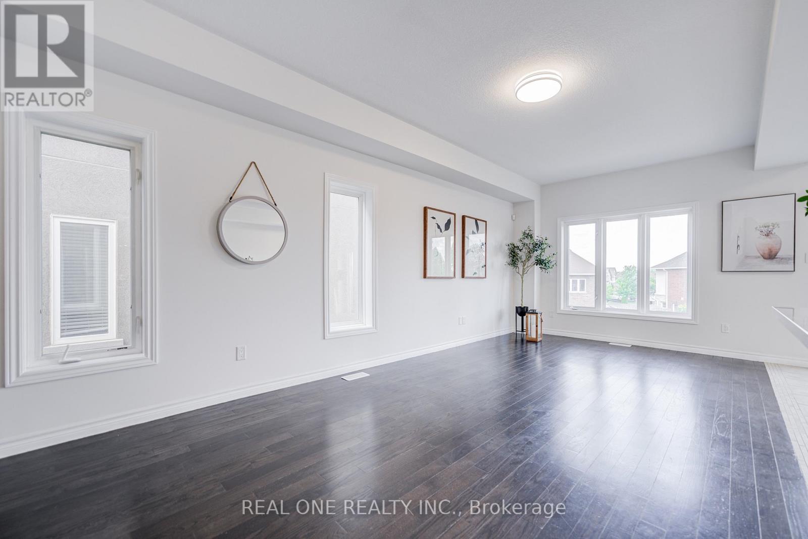 76 Vinton Road, Hamilton, Ontario  L9K 0G6 - Photo 5 - X13412502