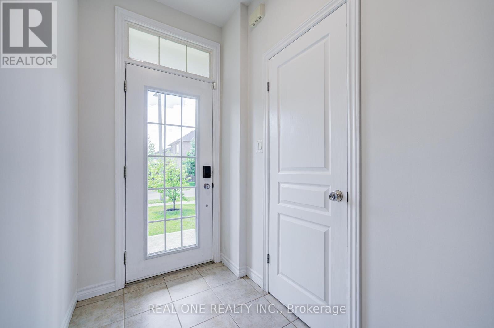 76 Vinton Road, Hamilton, Ontario  L9K 0G6 - Photo 7 - X13412502