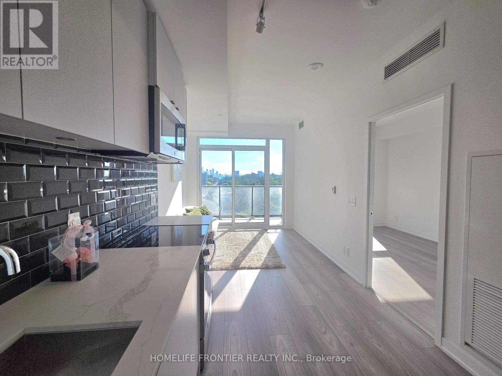 822 - 285 Dufferin Street, Toronto, Ontario  M6K 1Z7 - Photo 10 - W13113010